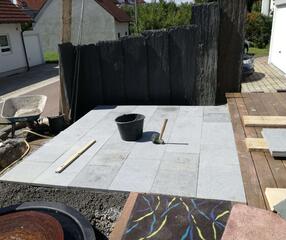 Muschelkalk-Plattenbelag